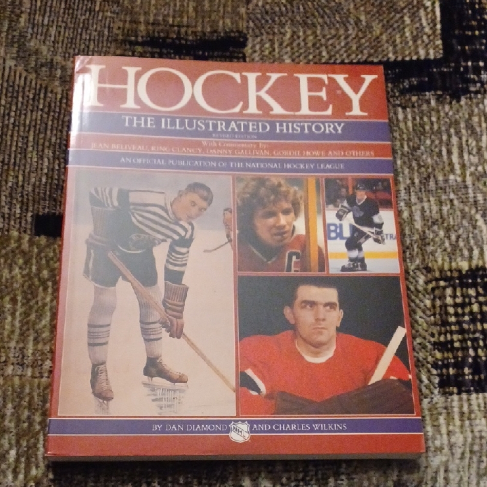 4/$80 Hockey "The Illustrated History" - Paperback Book